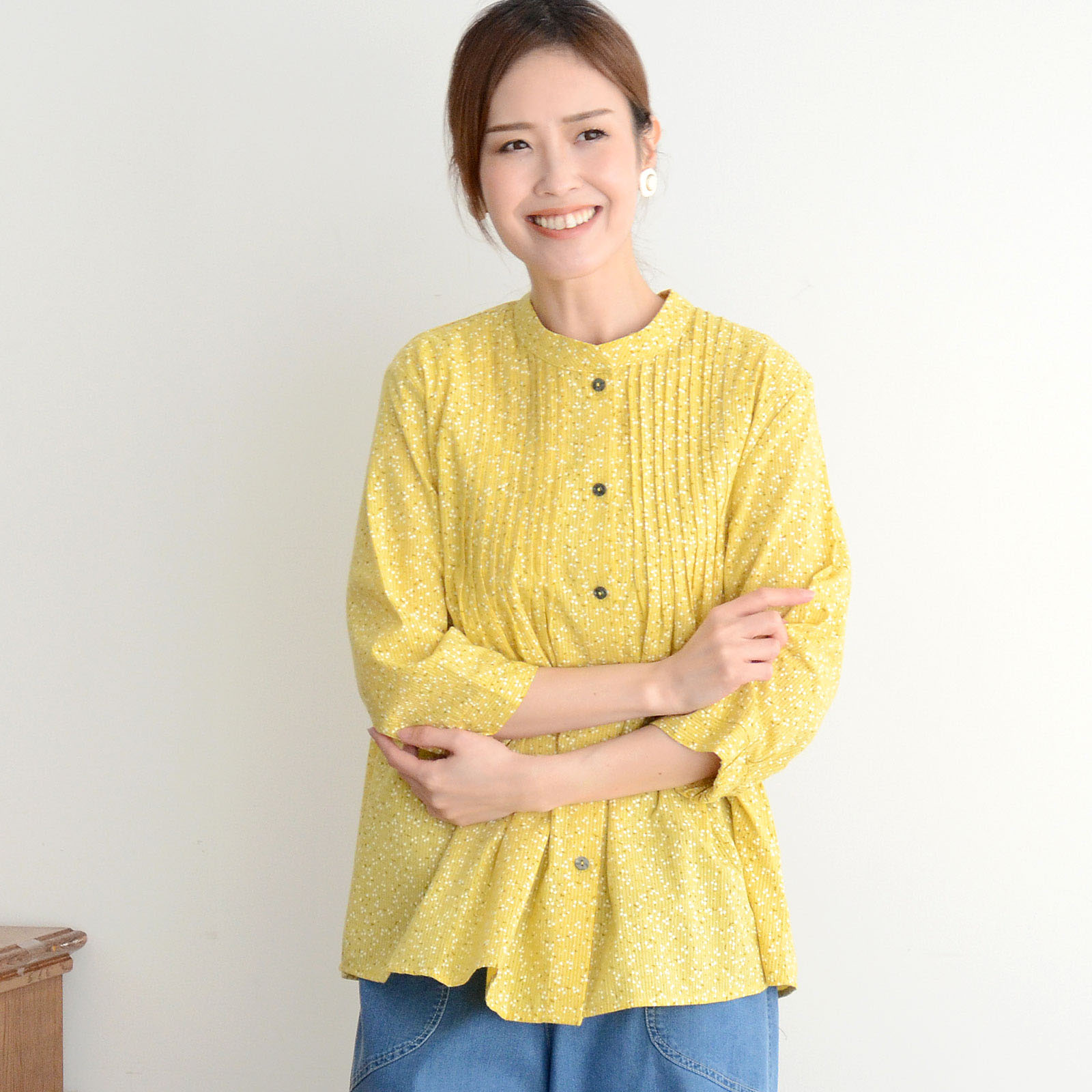 22年5月新作 小花柄ピンタックスタンド衿7分袖ブラウス Mc Smasell スマセル 公式通販 サスティナブルアウトレットモール スマセル